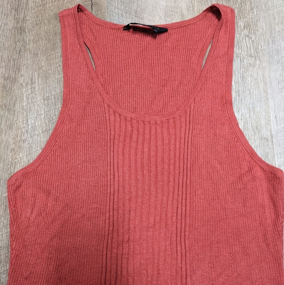 BCBGMAXAZRIA Silk Blend Sleeveless Ribbed Top Size Large - Picture 5 of 8